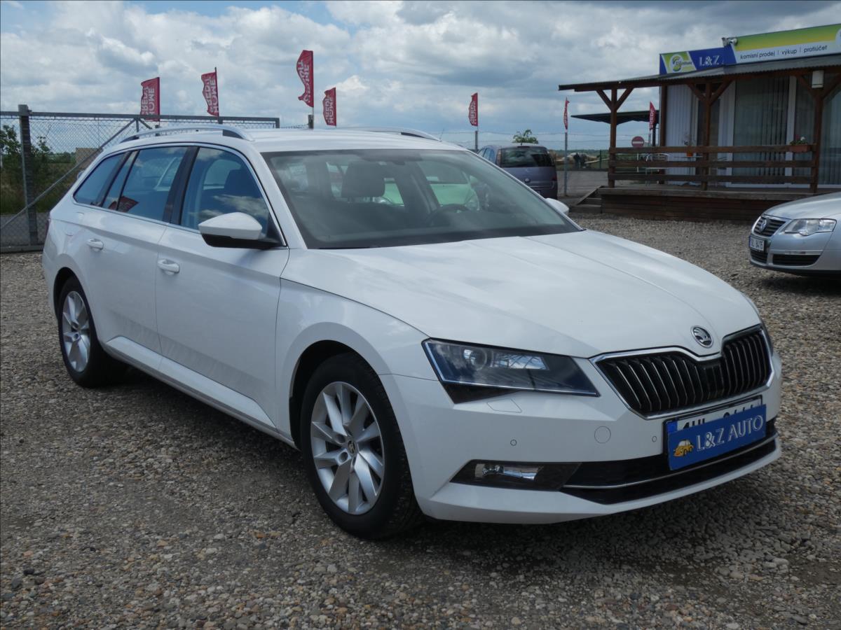Škoda Superb