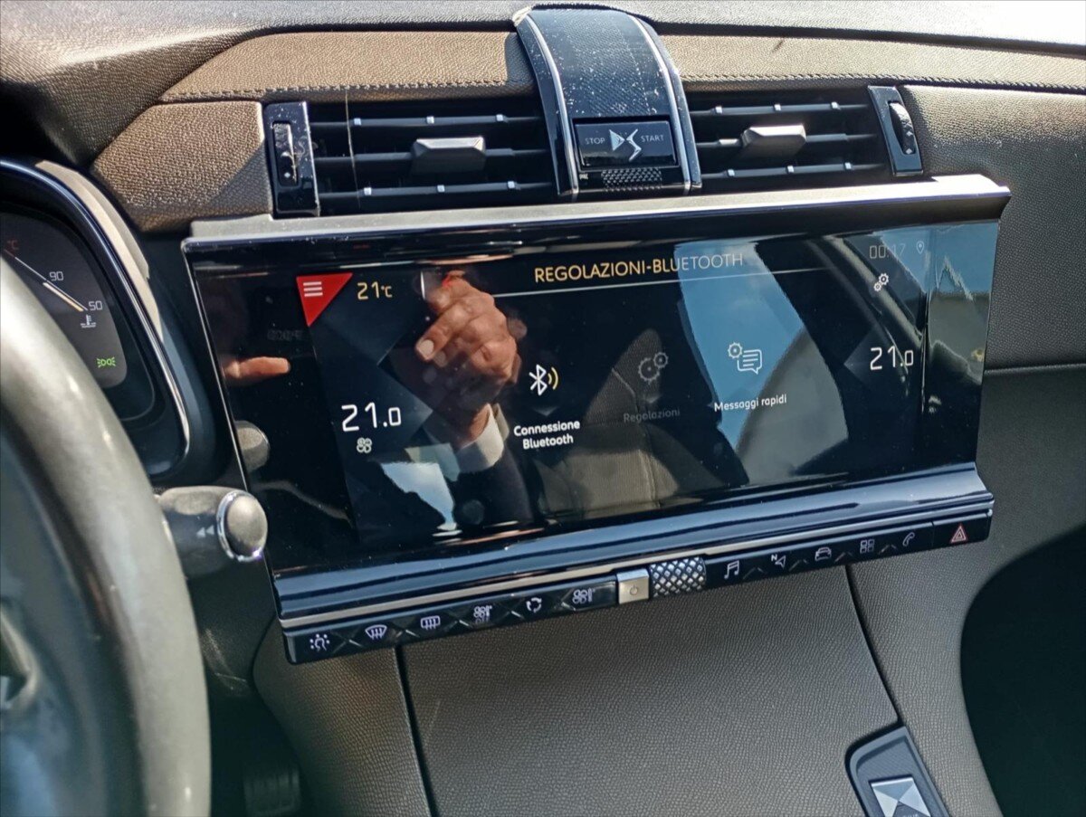 DS Automobiles DS7 Crossback Kombi 2,0 l 130 kw