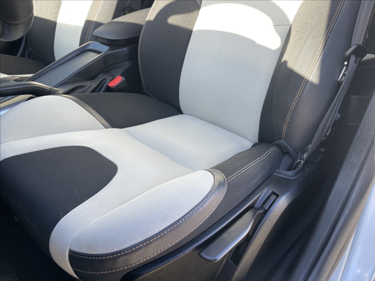 Volvo V40 Hatchback 2,0 l 140 kw