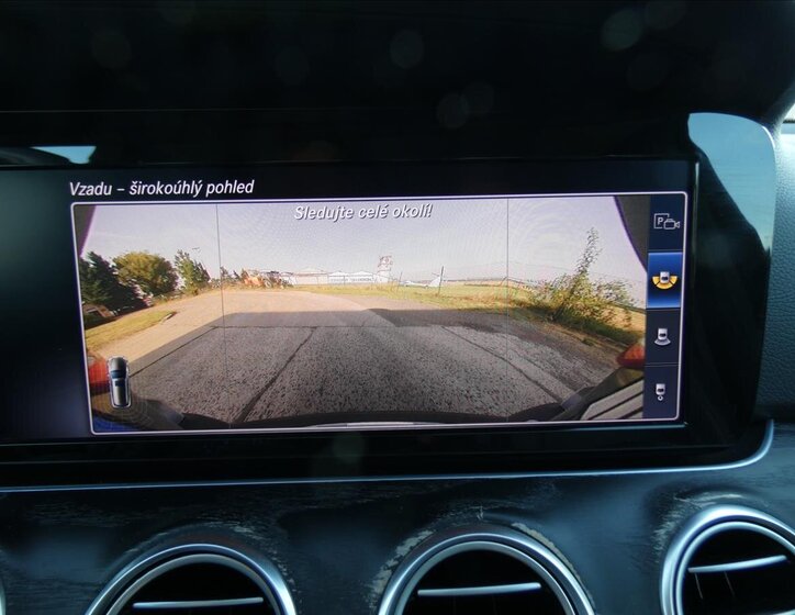 Mercedes-Benz Třídy E Kombi 2,0 l 143 kw