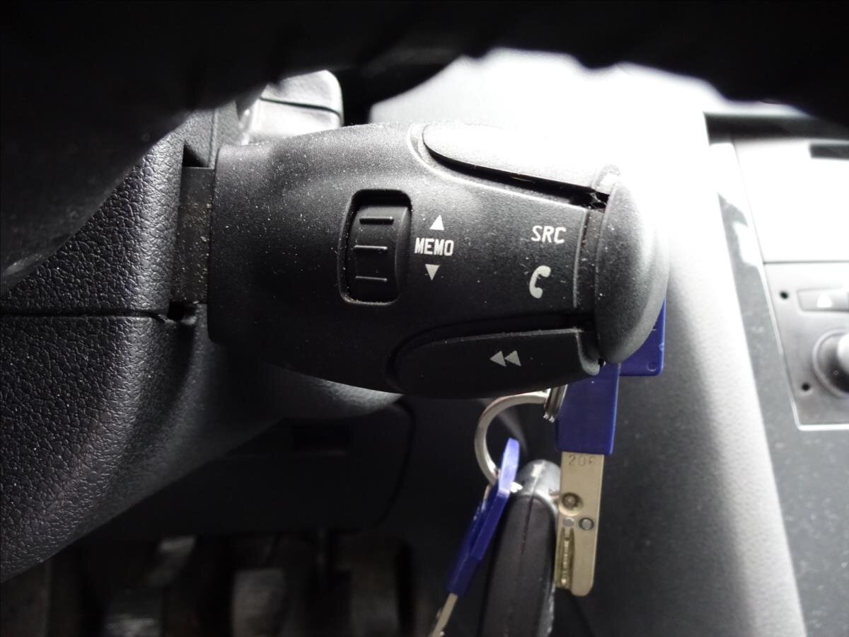 Peugeot 5008 MPV 1,6 l 115 kw