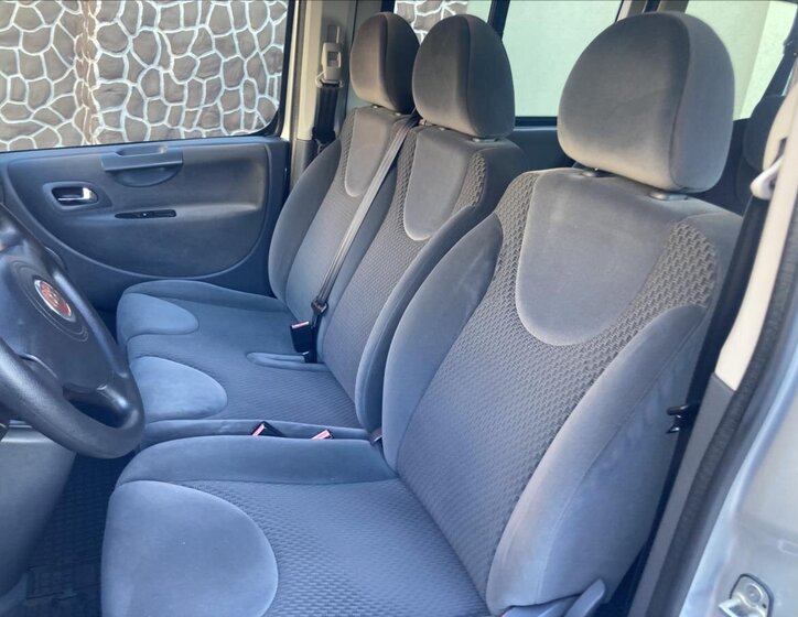 Fiat Scudo Kombi 2,0 l 94 kw