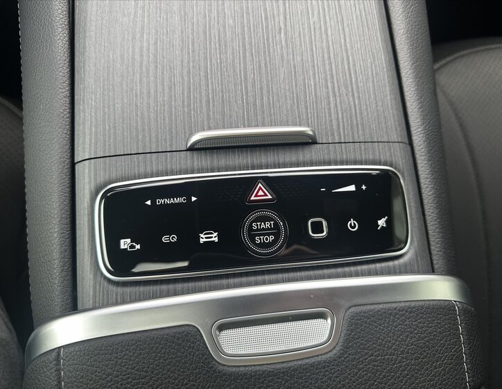 Mercedes-Benz EQE SUV / Terénní 0,0 300 kw