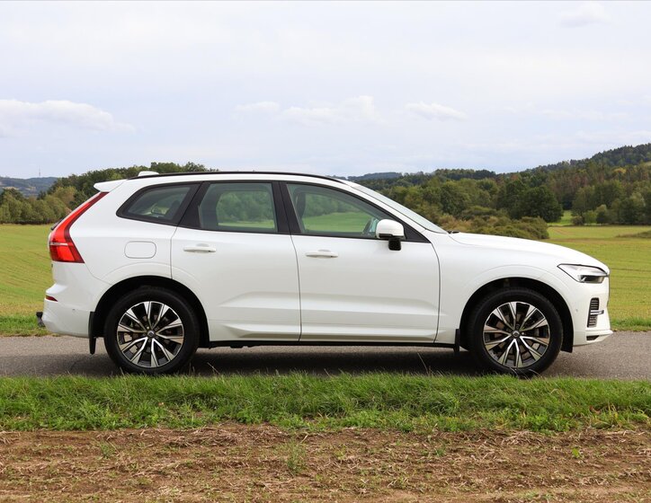 Volvo XC60 8