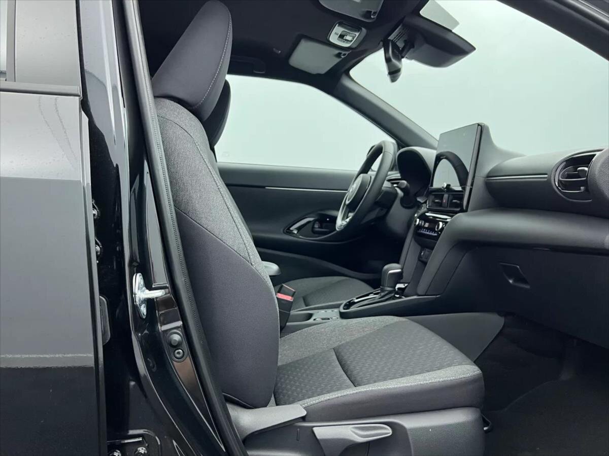 Toyota Yaris Cross SUV 1,5 l 85 kw