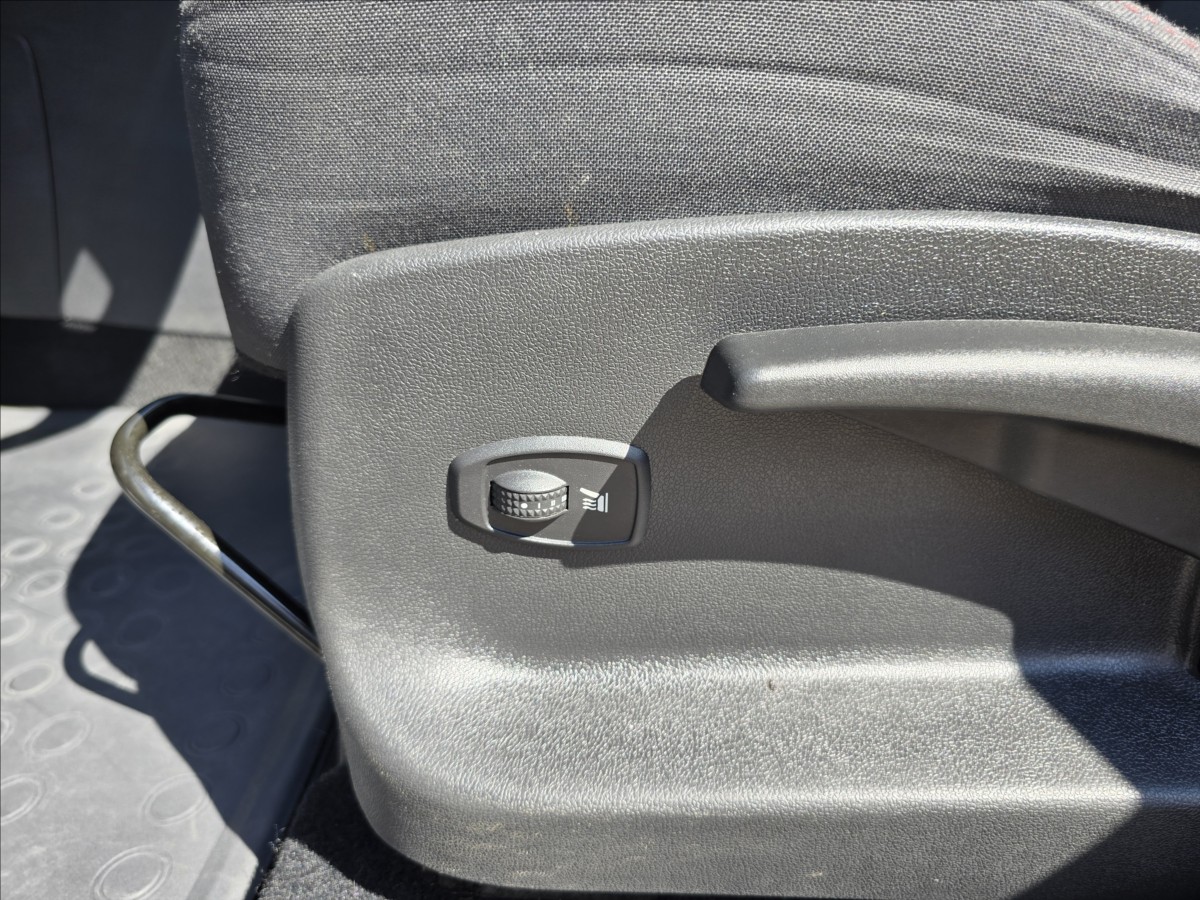 Renault Scénic MPV 1,5 l 81 kw