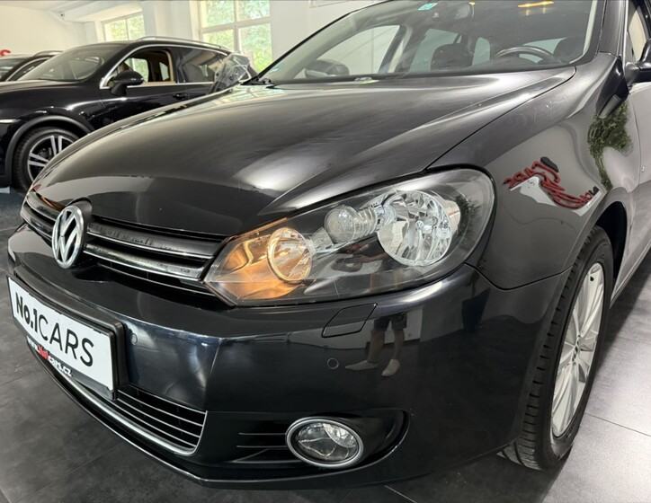 Volkswagen Golf 24