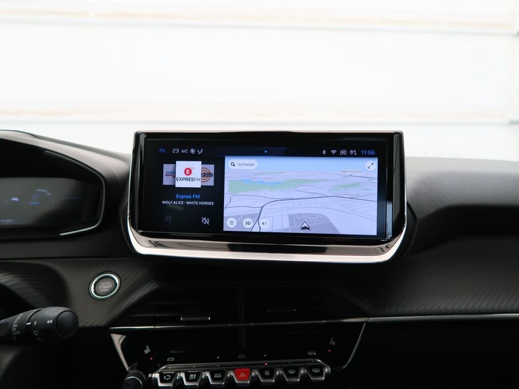 Peugeot 208 Hatchback 1,2 l 74 kw