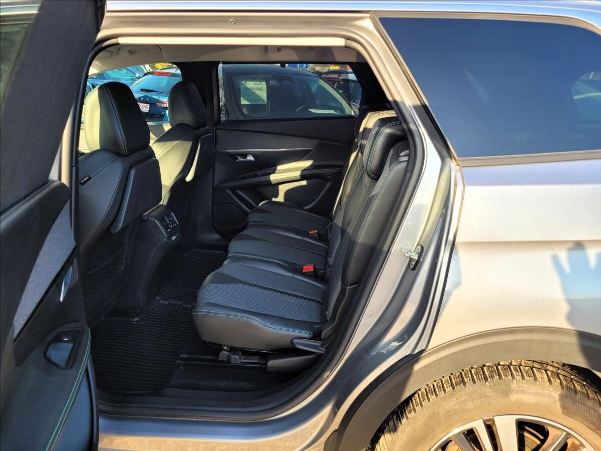 Peugeot 5008 SUV / Terénní 1,5 l 96 kw