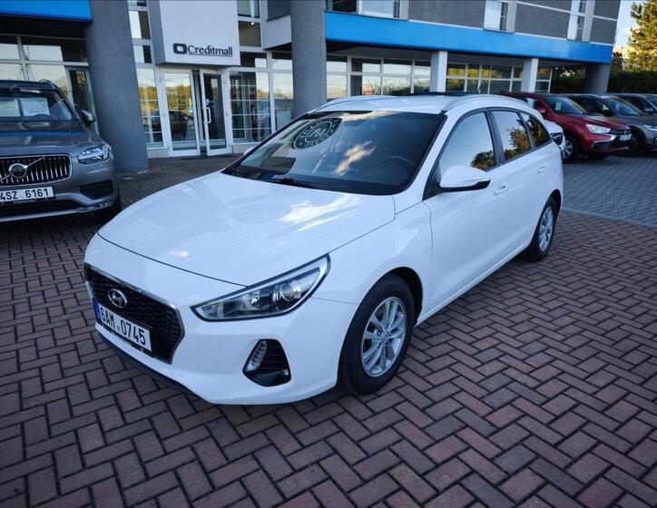 Hyundai i30 Kombi 998,0 88 kw