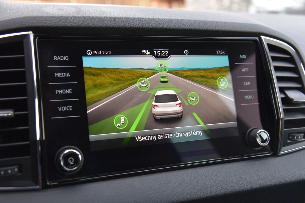 Škoda Karoq SUV / Terénní 2,0 l 85 kw