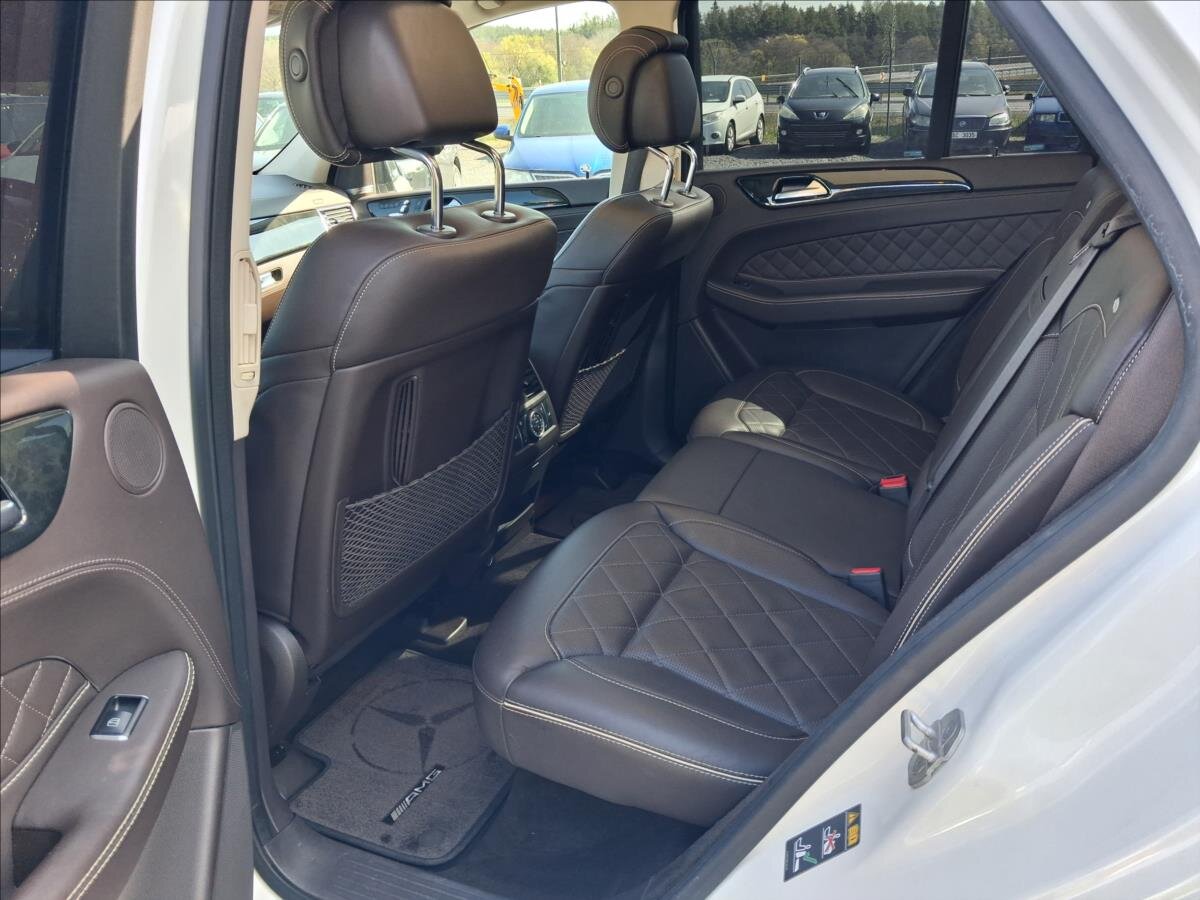 Mercedes-Benz GLE Kombi 3,0 l 270 kw