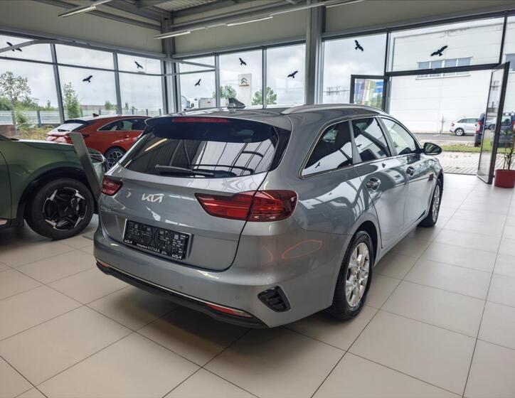 KIA Ceed 5