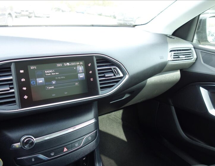 Peugeot 308 Kombi 1,6 l 88 kw