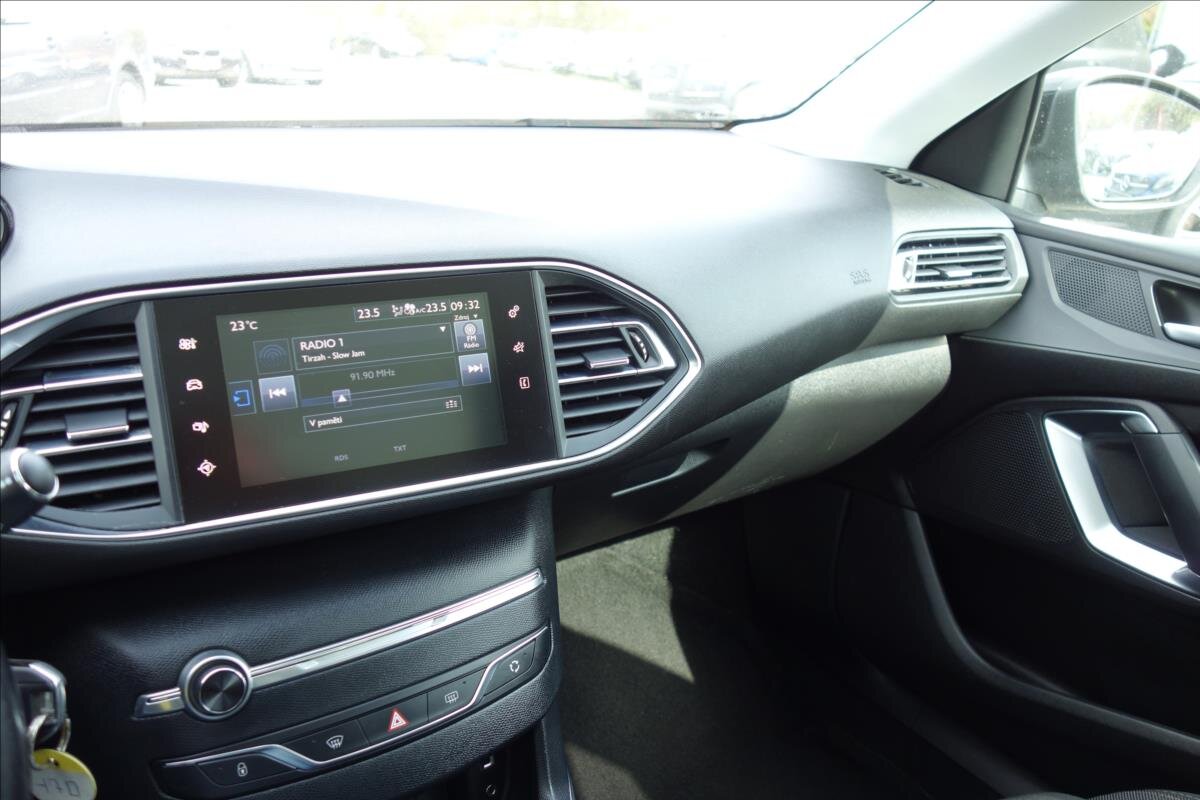 Peugeot 308 Kombi 1,6 l 88 kw