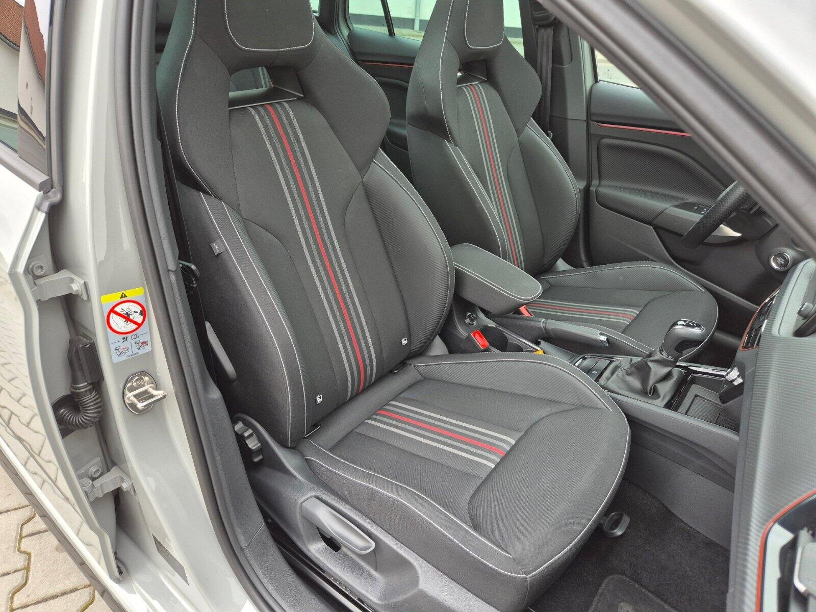 Škoda Scala Hatchback 1,0 l 85 kw