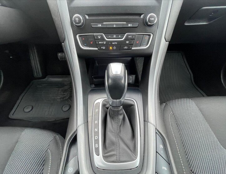 Ford Mondeo Kombi 2,0 l 132 kw