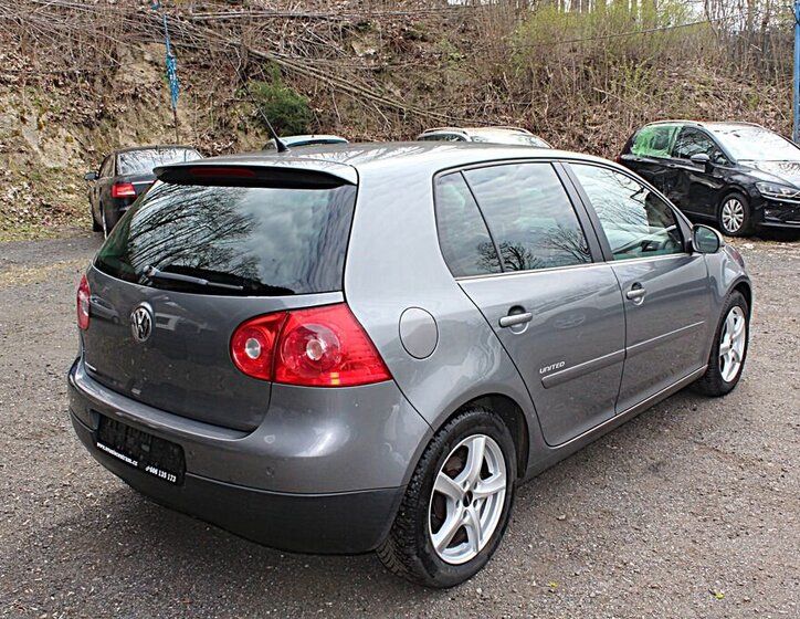 Volkswagen Golf Hatchback 1,4 l 90 kw