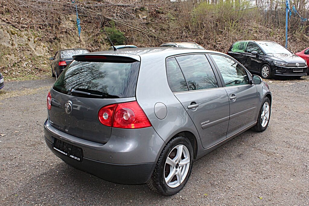 Volkswagen Golf Hatchback 1,4 l 90 kw