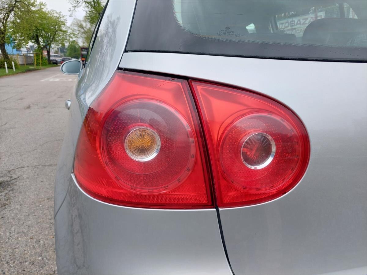 Volkswagen Golf Hatchback 1,4 l 59 kw