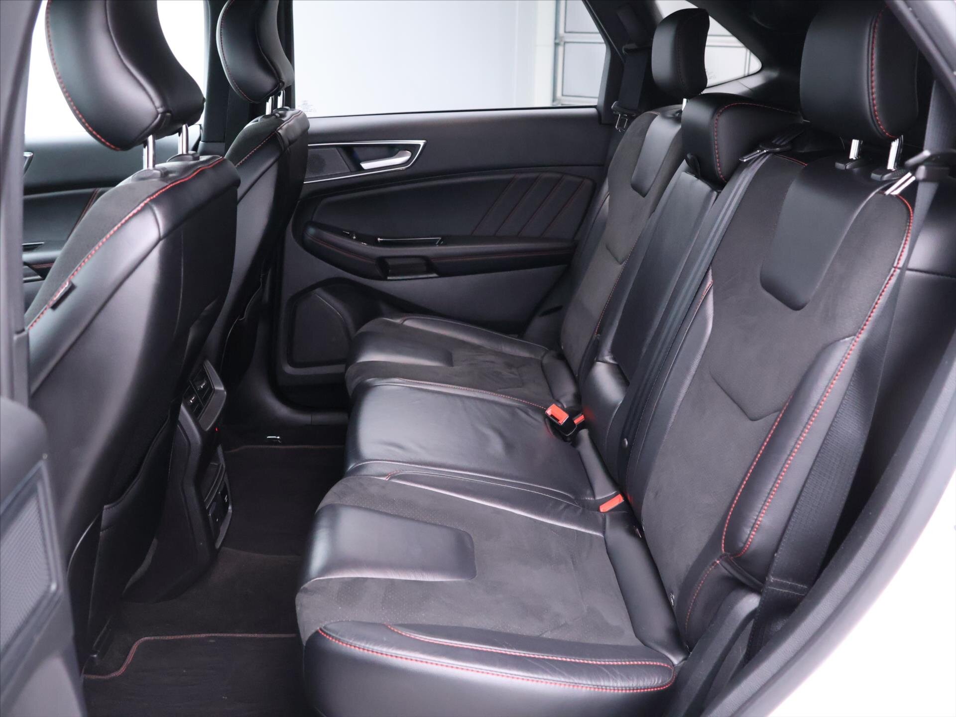 Ford Edge SUV / Terénní 2,0 l 175 kw