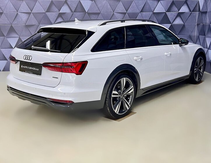 Audi A6 Allroad Kombi 3,0 l 210 kw