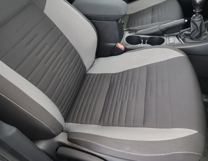 Toyota Auris Kombi 1,6 l 97 kw