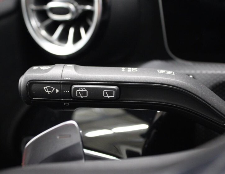 Mercedes-Benz CLA 20