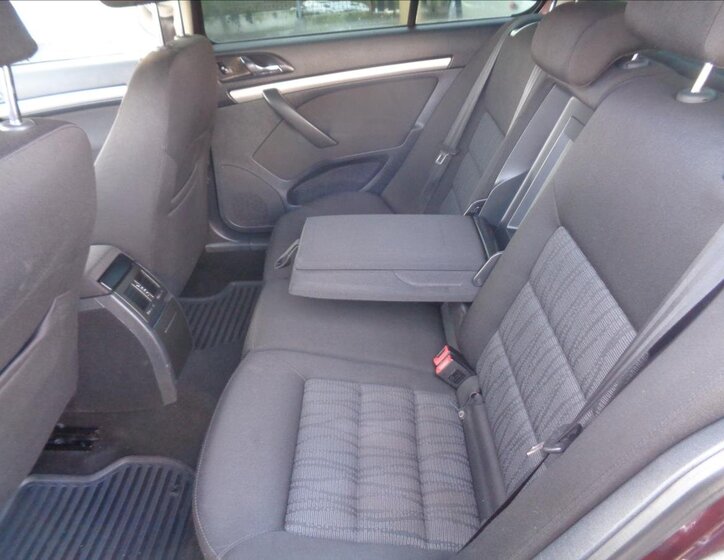 Škoda Octavia Sedan 1,6 l 77 kw