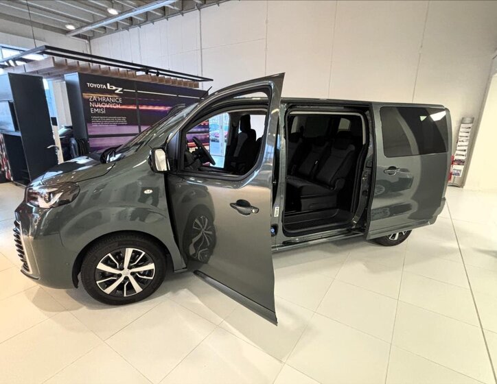 Toyota ProAce Verso 7