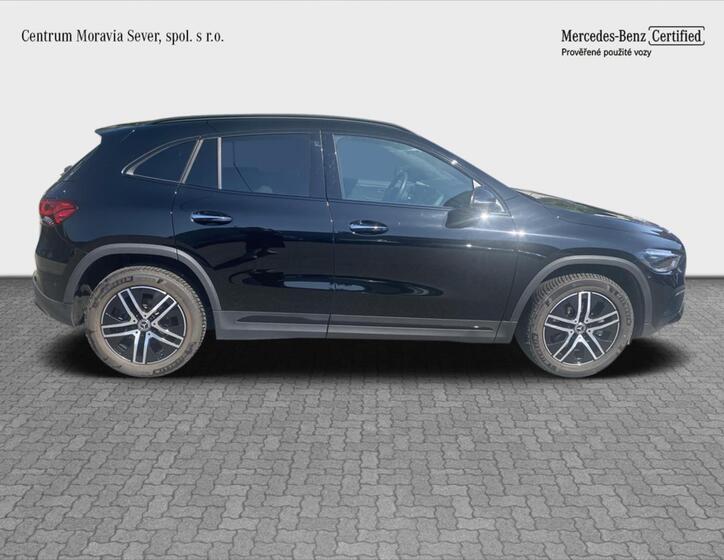 Mercedes-Benz GLA 6