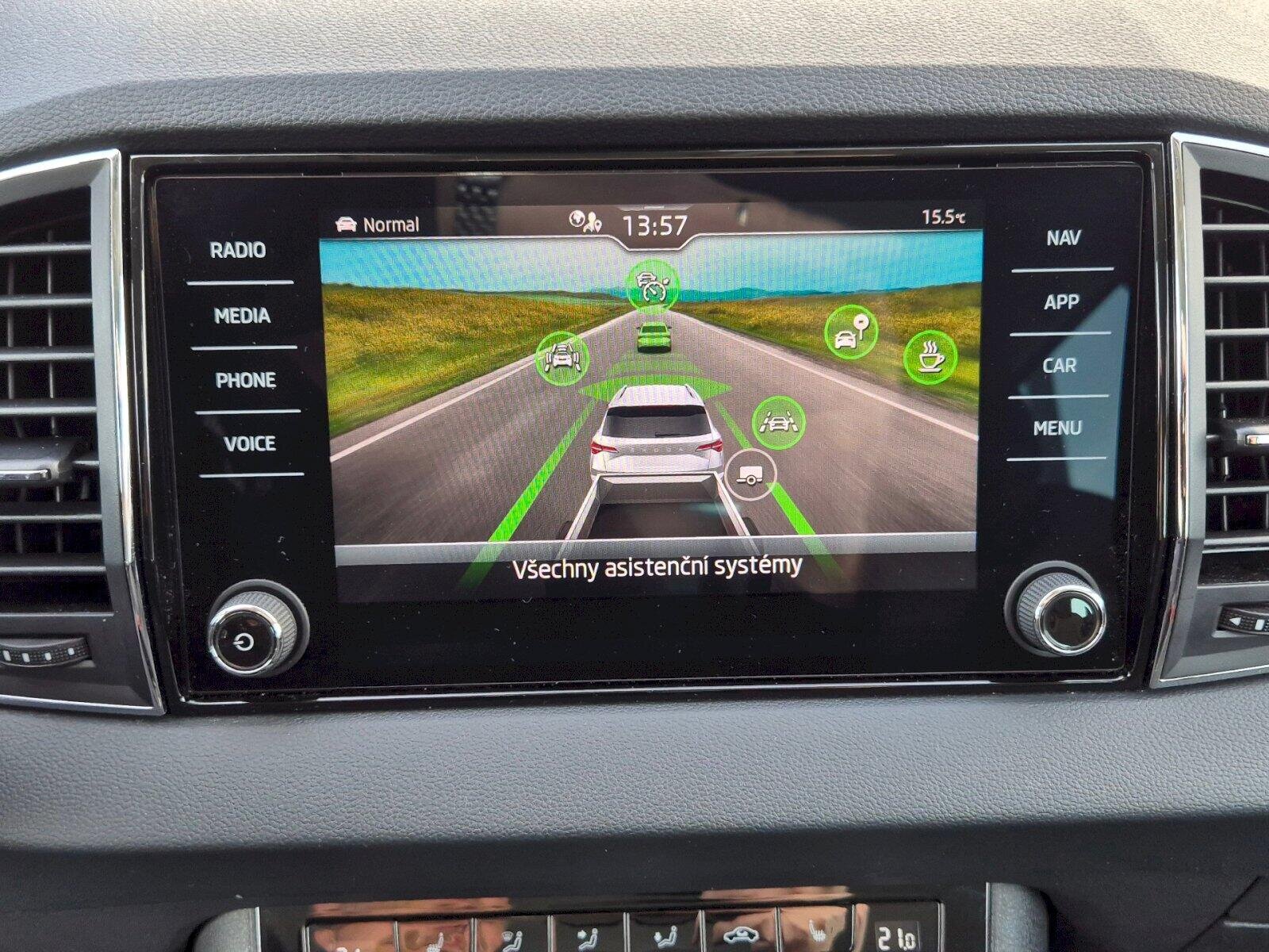 Škoda Karoq SUV / Terénní 1,5 l 110 kw