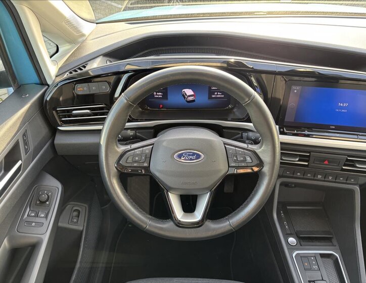 Ford Tourneo Connect 22