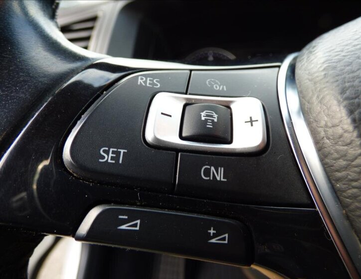 Volkswagen Caravelle MPV 2,0 l 110 kw