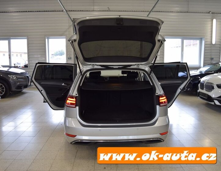 Volkswagen Golf Kombi 1,6 l 85 kw