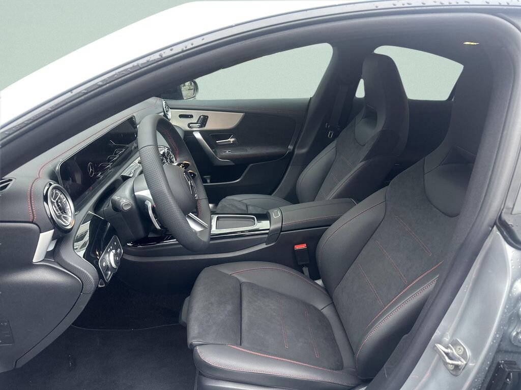 Mercedes-Benz CLA Sedan / Limuzína 1,5 l 120 kw