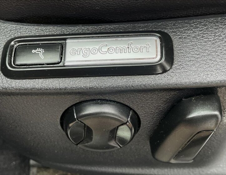 Volkswagen Passat Kombi 2,0 l 176 kw