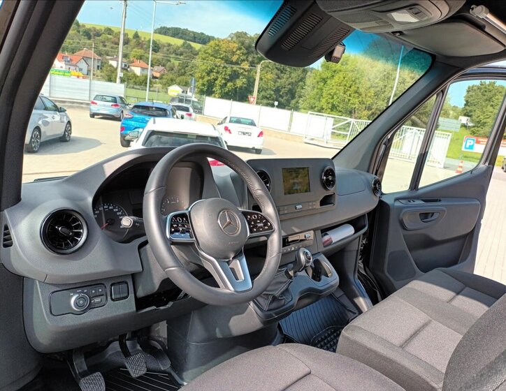 Mercedes-Benz Sprinter Ostatní 3,0 l 140 kw