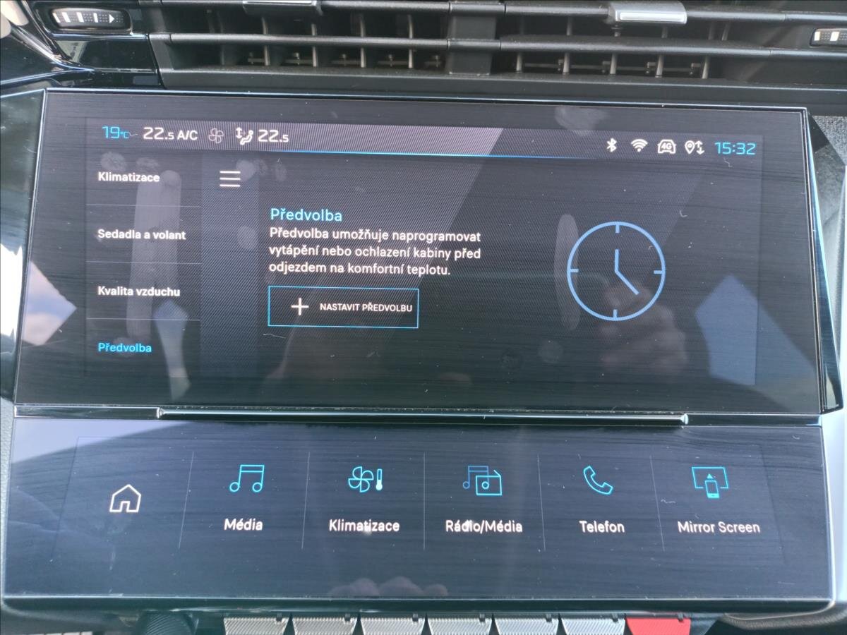 Peugeot 308 Hatchback 1,6 l 110 kw