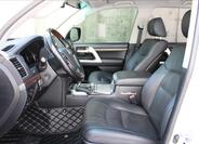 Toyota Land Cruiser 12