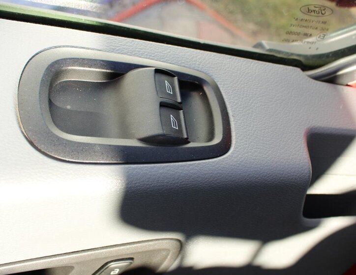 Ford Transit Užitková 2,0 l 125 kw