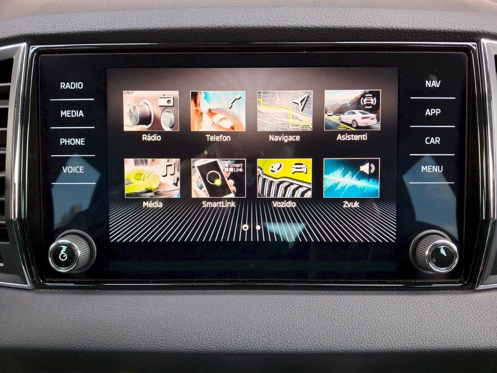 Škoda Karoq SUV / Terénní 1,5 l 110 kw