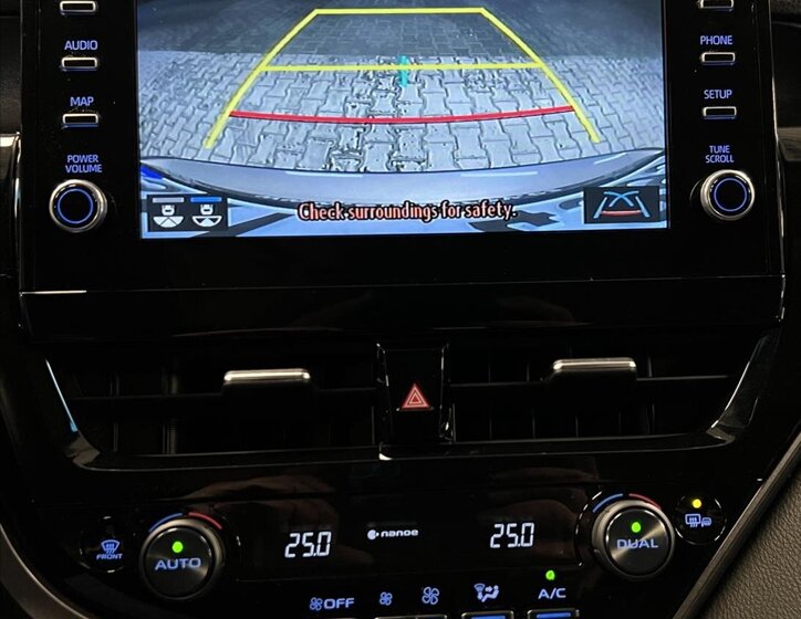 Toyota Camry Sedan 2,5 l 131 kw