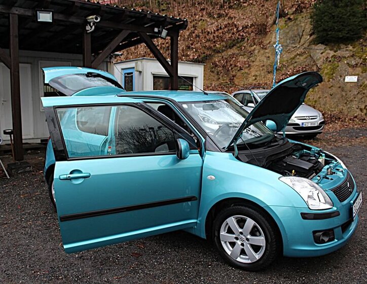 Suzuki Swift Hatchback 1,3 l 67 kw