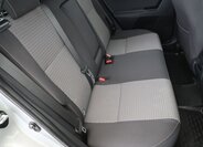 Toyota Auris 13