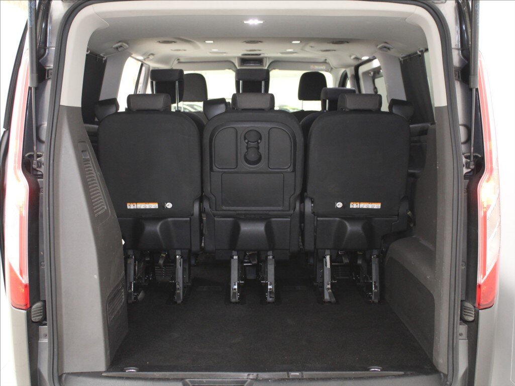 Ford Tourneo Custom MPV 2,0 l 136 kw