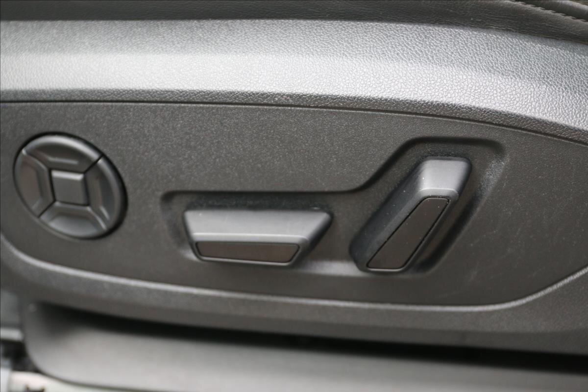 Audi Q3 SUV / Terénní 2,0 l 137 kw