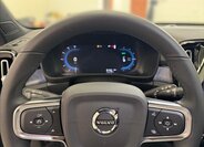 Volvo XC40 SUV / Terénní 1,0 170 kw