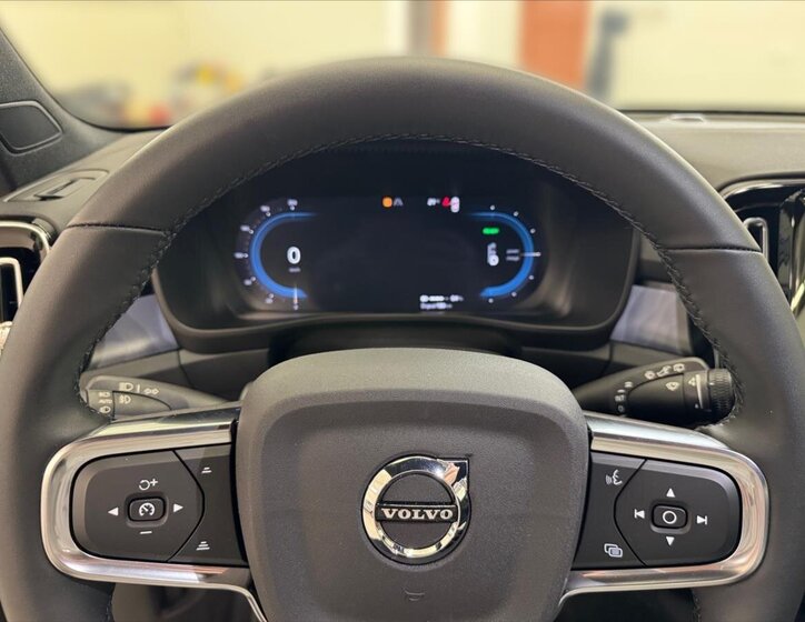 Volvo XC40 SUV / Terénní 1,0 170 kw