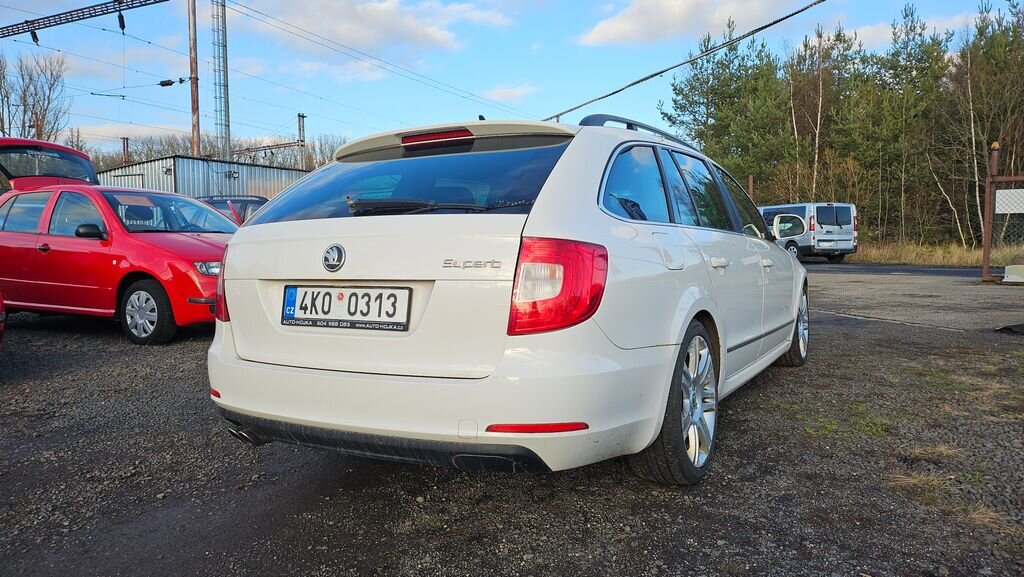 Škoda Superb